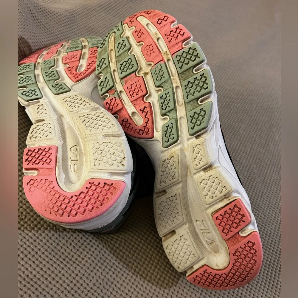 EUC Woman’s Fila Gray Lace-Up Sneakers with mint green and pink details size 9